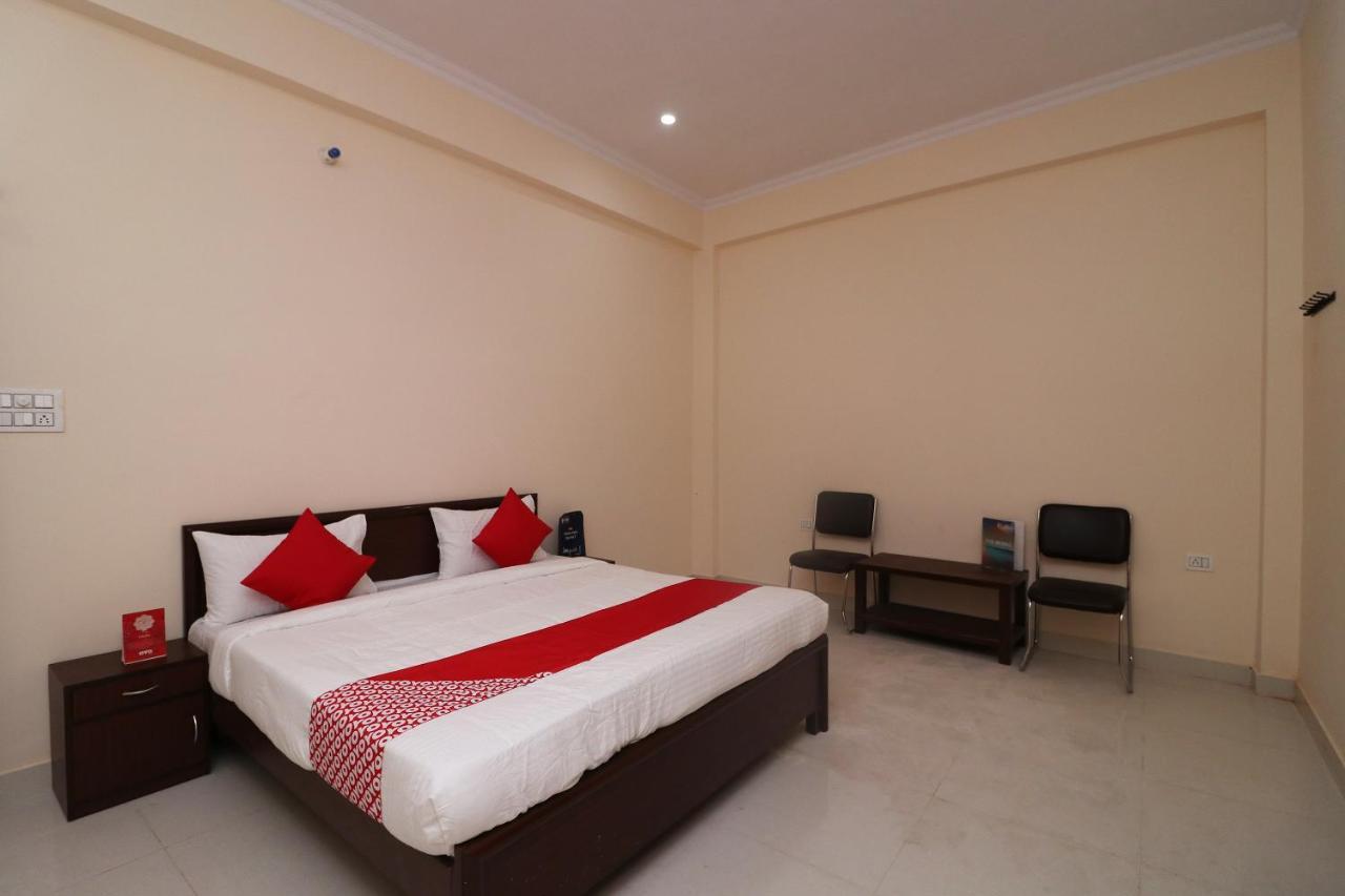 Oyo Flagship 27941 Sangam Darshan Prayagraj Exterior photo
