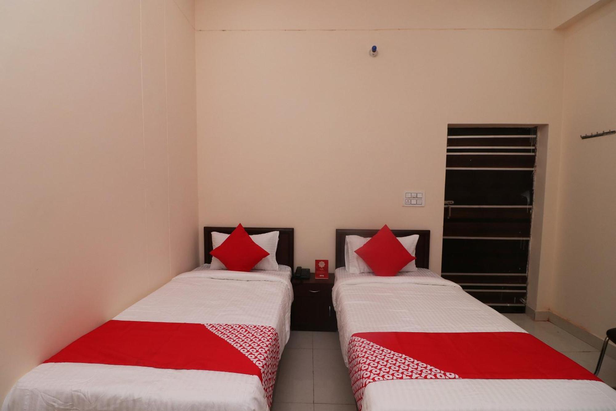 Oyo Flagship 27941 Sangam Darshan Prayagraj Exterior photo