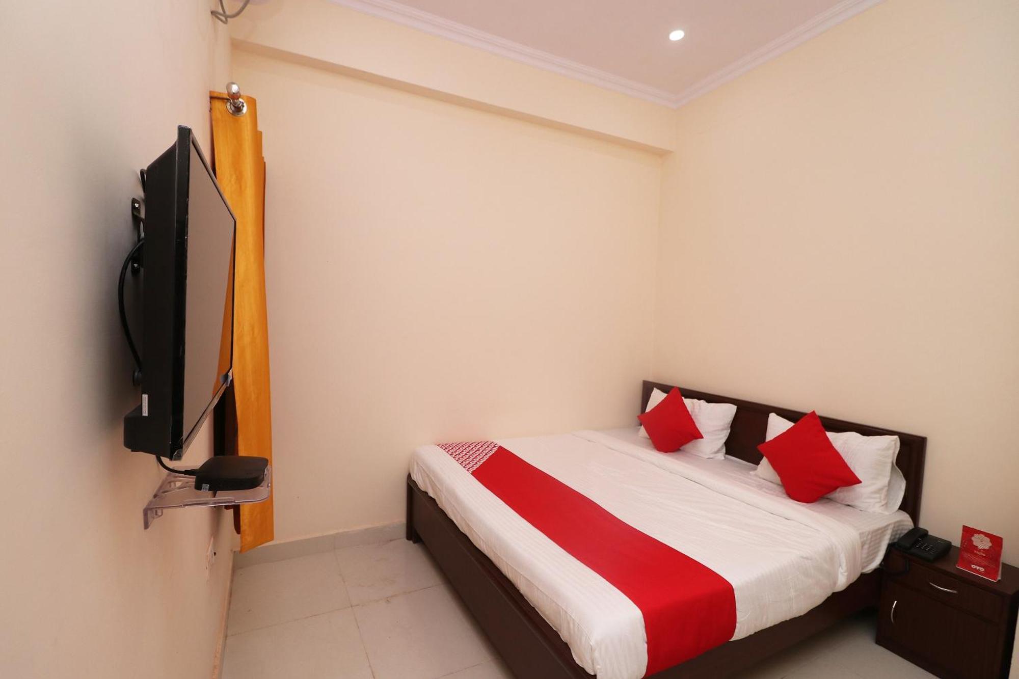 Oyo Flagship 27941 Sangam Darshan Prayagraj Exterior photo