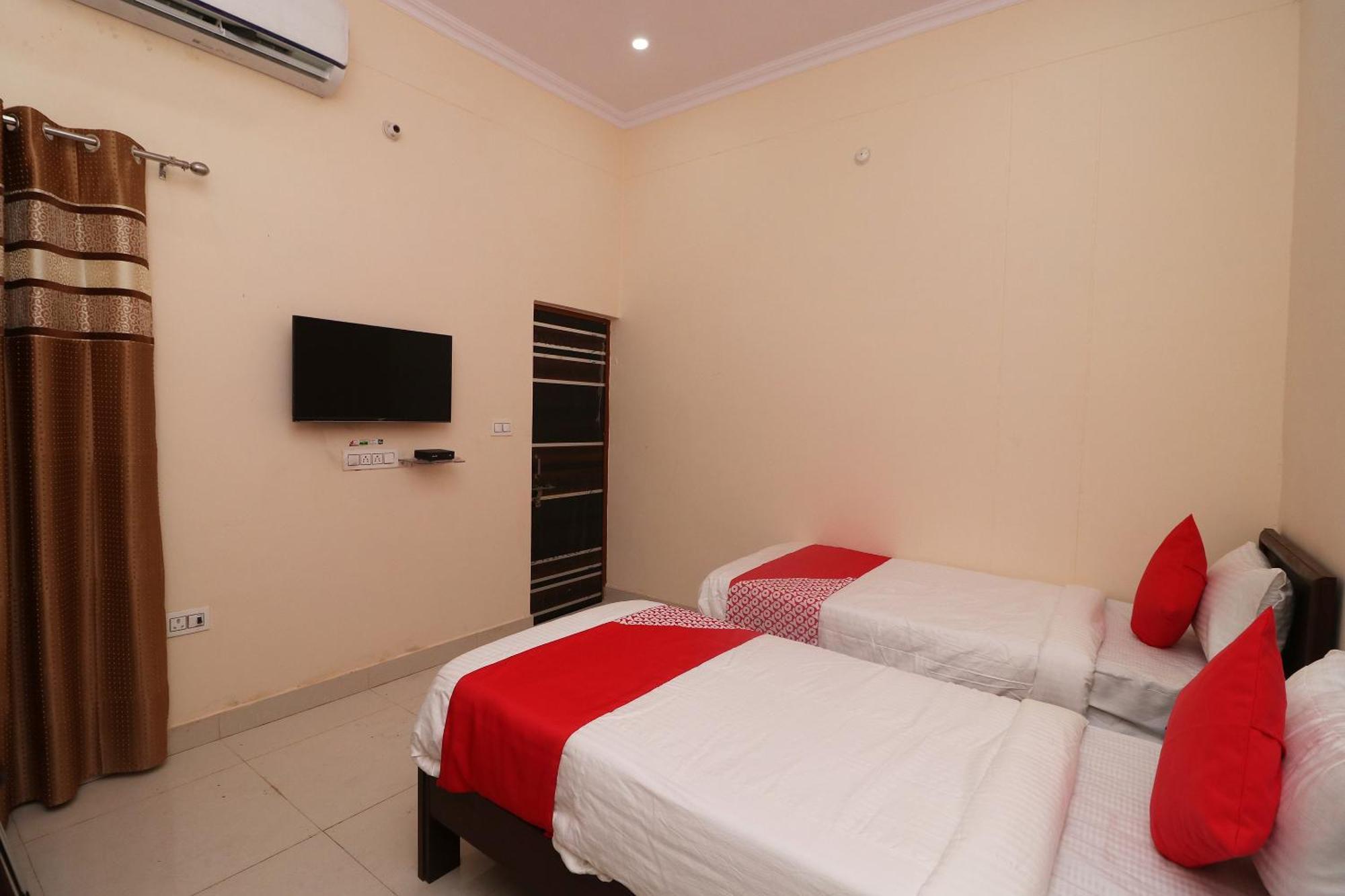 Oyo Flagship 27941 Sangam Darshan Prayagraj Exterior photo